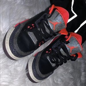 Jordan Crimson 3’s